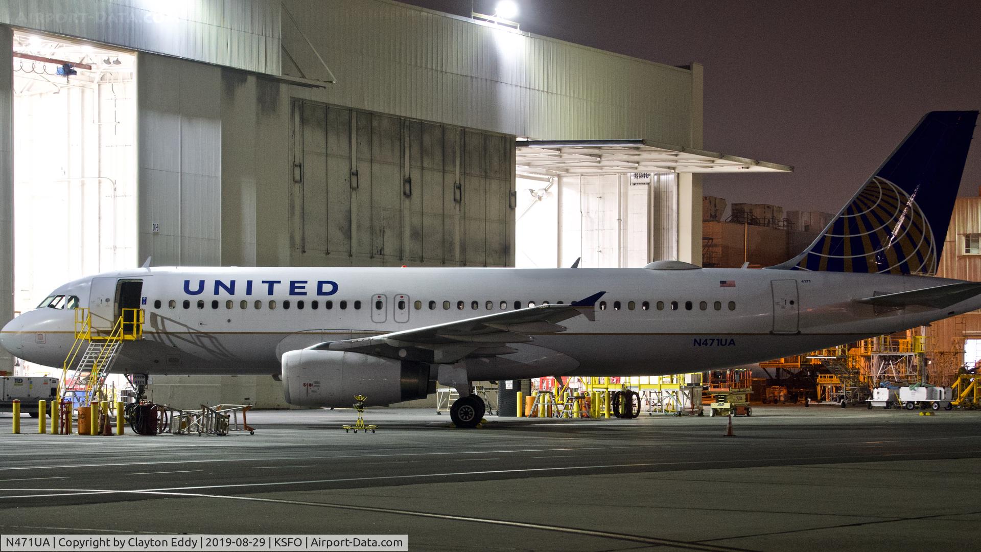 N471UA, 2001 Airbus A320-232 C/N 1432, SFO 2019.