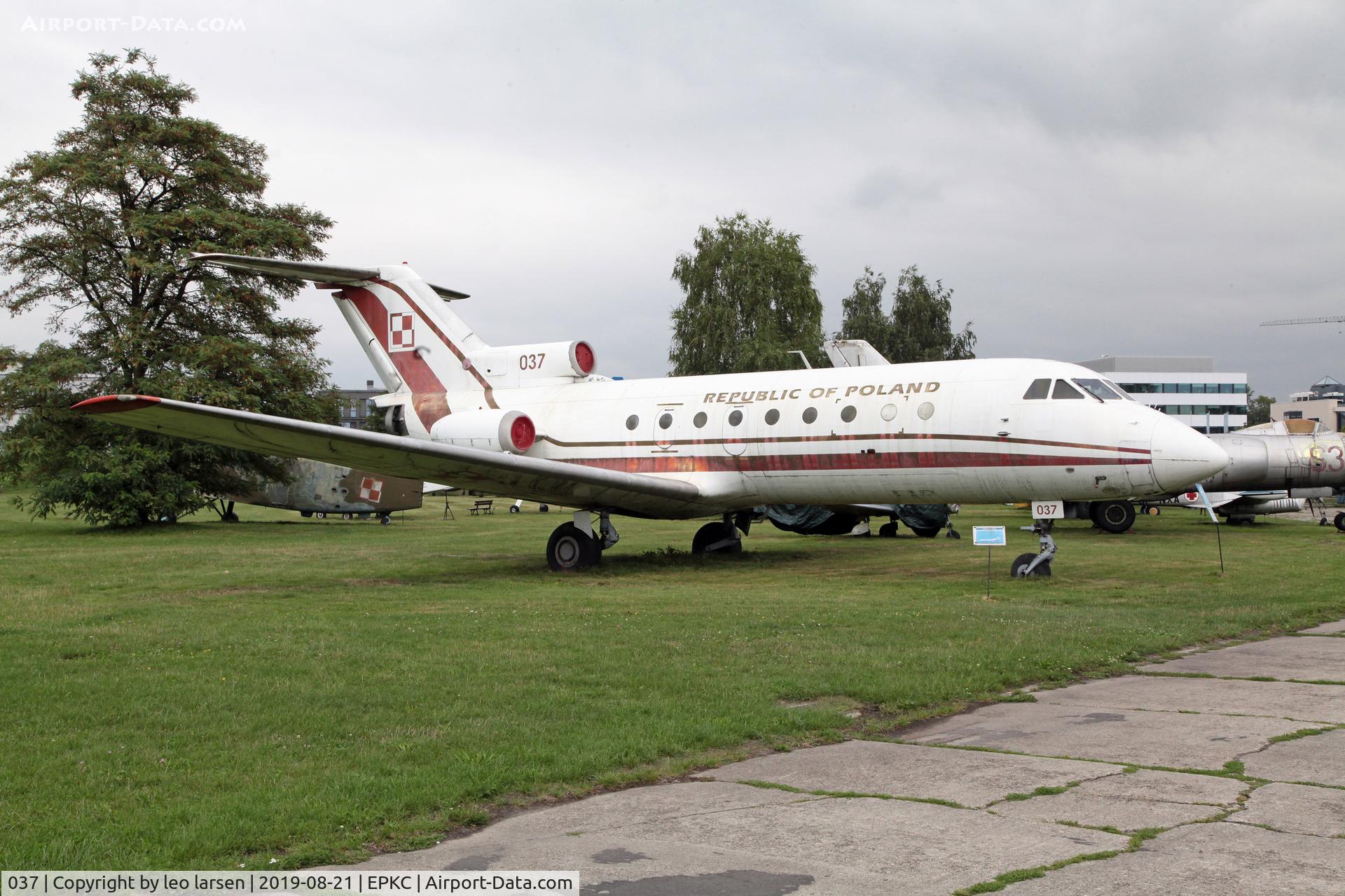 037, Yakovlev Yak-40 C/N 9510238, Polish Aviation Museum Krakow 21.8.2019