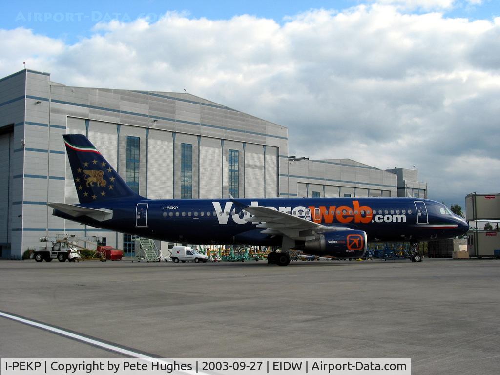 I-PEKP, 2000 Airbus A320-214 C/N 1198, I-PEKP A320, Volare Web at Dublin