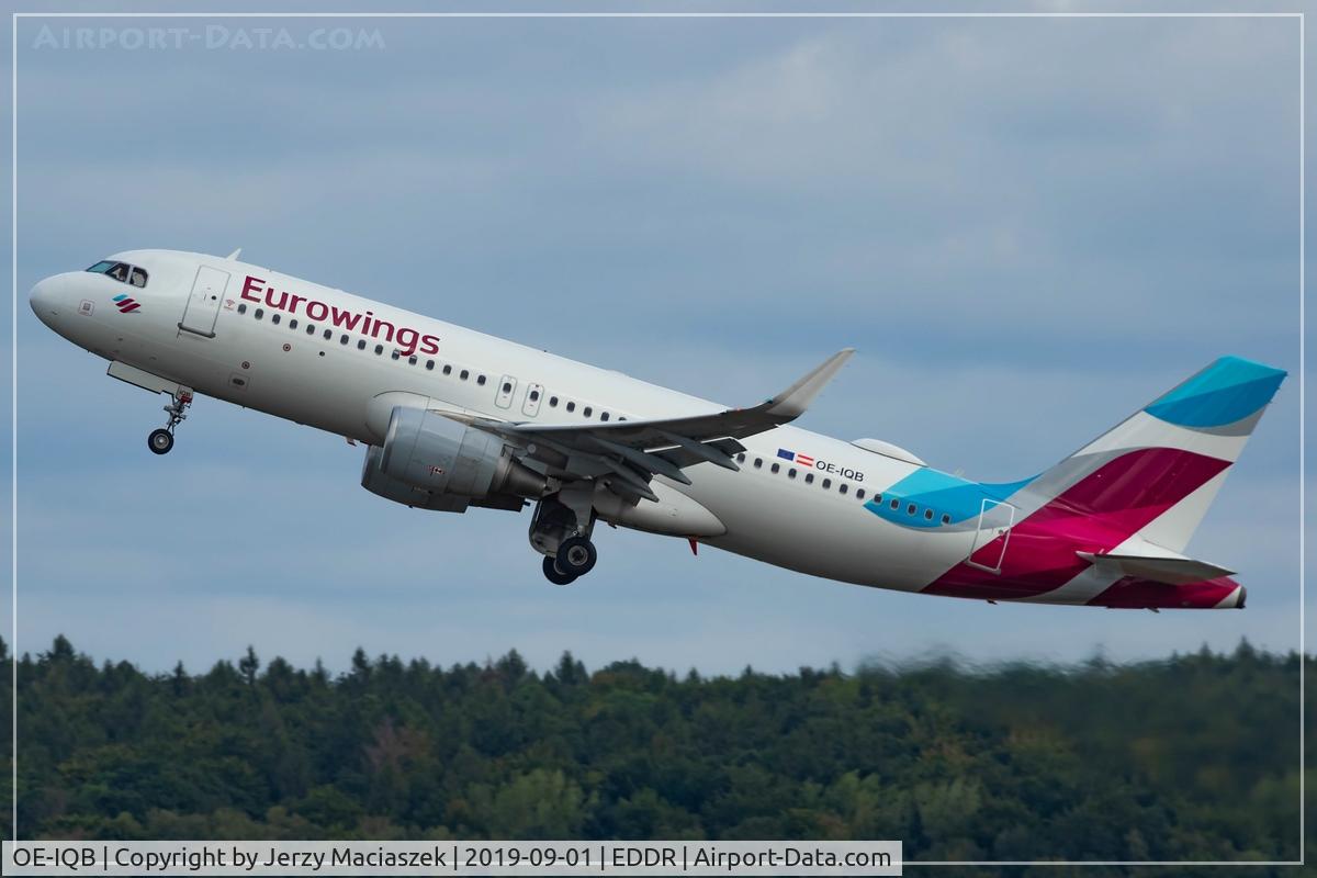 OE-IQB, 2016 Airbus A320-214 C/N 7012, Airbus A320-214,
