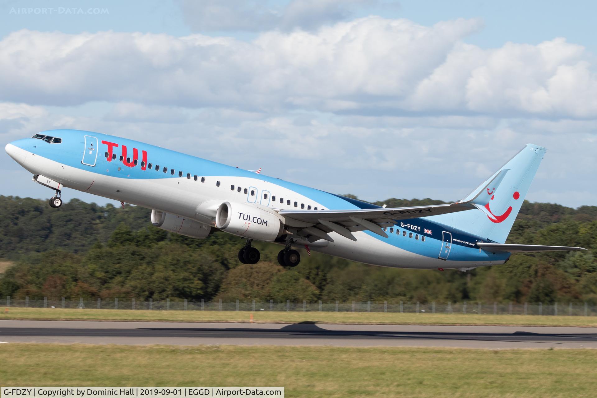 G-FDZY, 2011 Boeing 737-8K5 C/N 37261, Departing RWY 27
