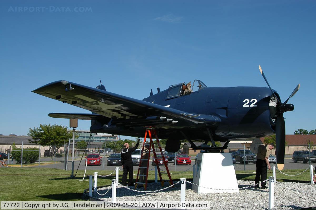 77722, Grumman F6F-5K Hellcat C/N A-8867, Blue Angels, NAF C.O. and manekin pilot for Hellcat