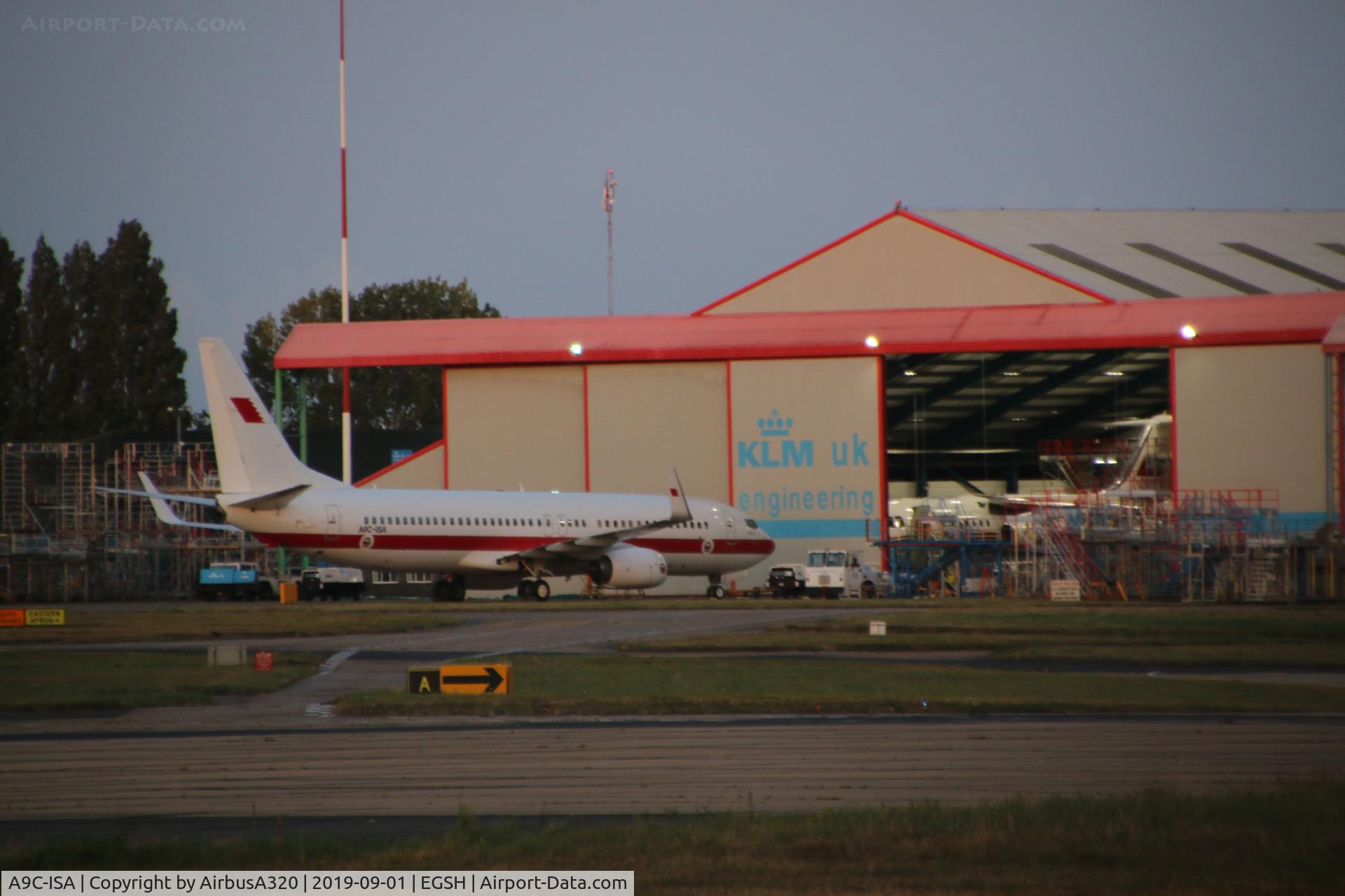 A9C-ISA, 2015 Boeing 737-86J C/N 37750, Seen parked in KLM Engineering
inside the hangar is A6-RJ1