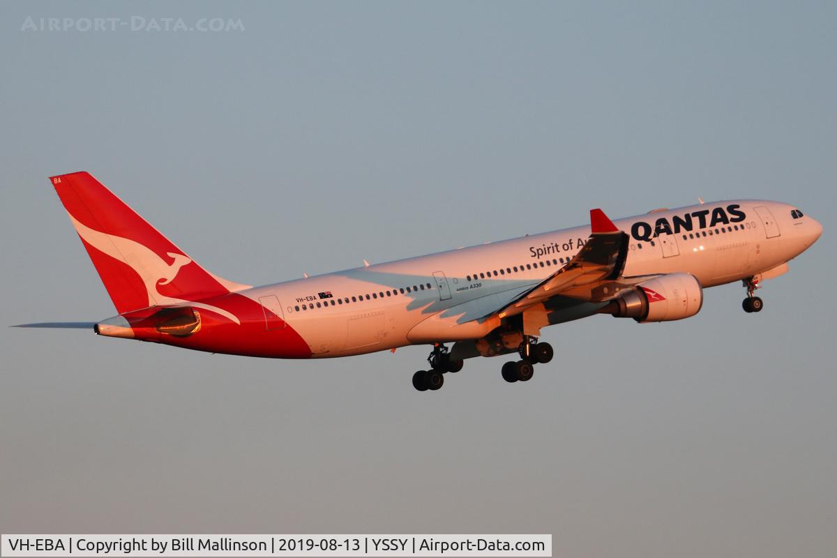VH-EBA, 2002 Airbus A330-201 C/N 0508, QF565 to PER