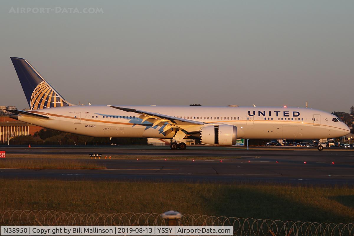 N38950, 2014 Boeing 787-9 Dreamliner Dreamliner C/N 36401, UA101 from IAH
