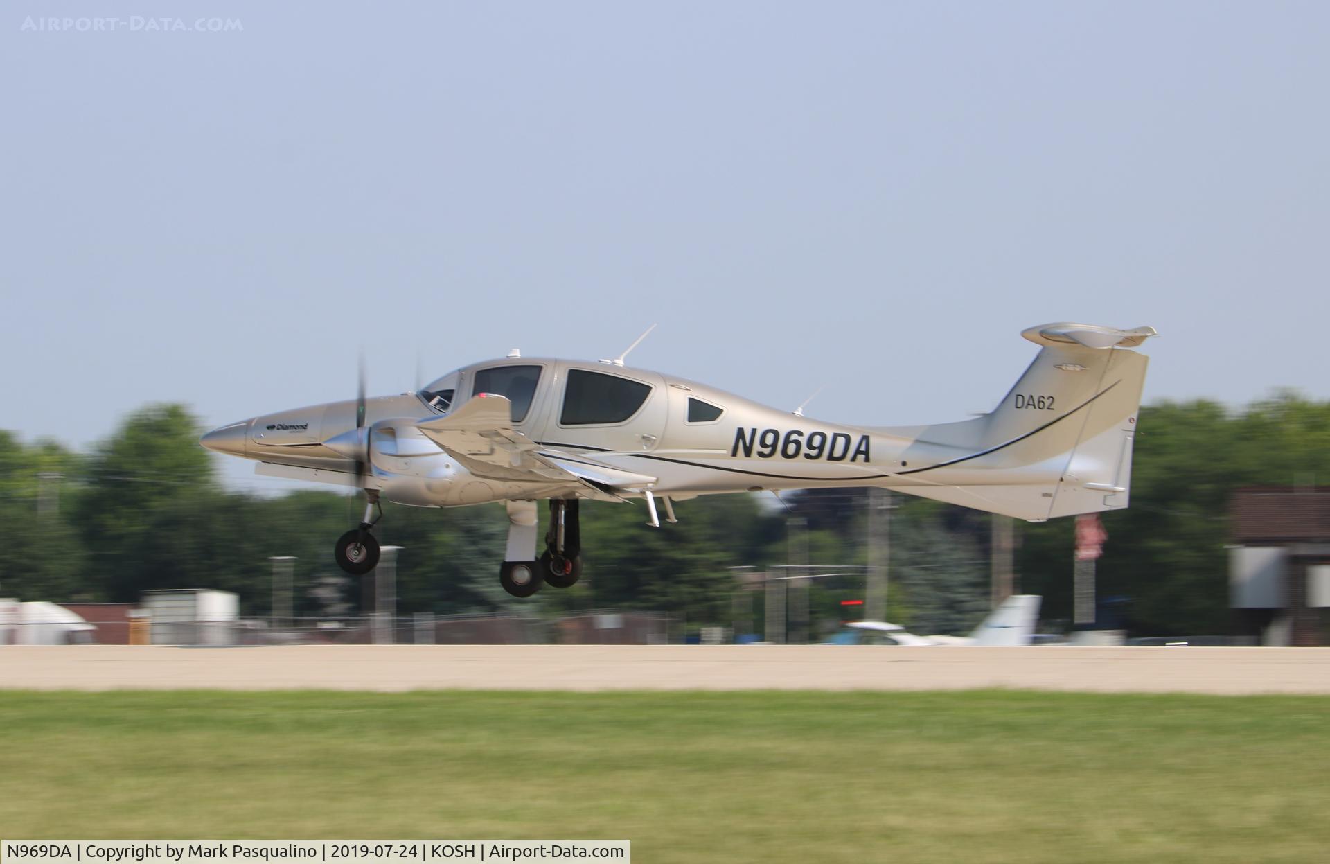 N969DA, 2016 Diamond DA-62 C/N 62.032, Diamond DA 62