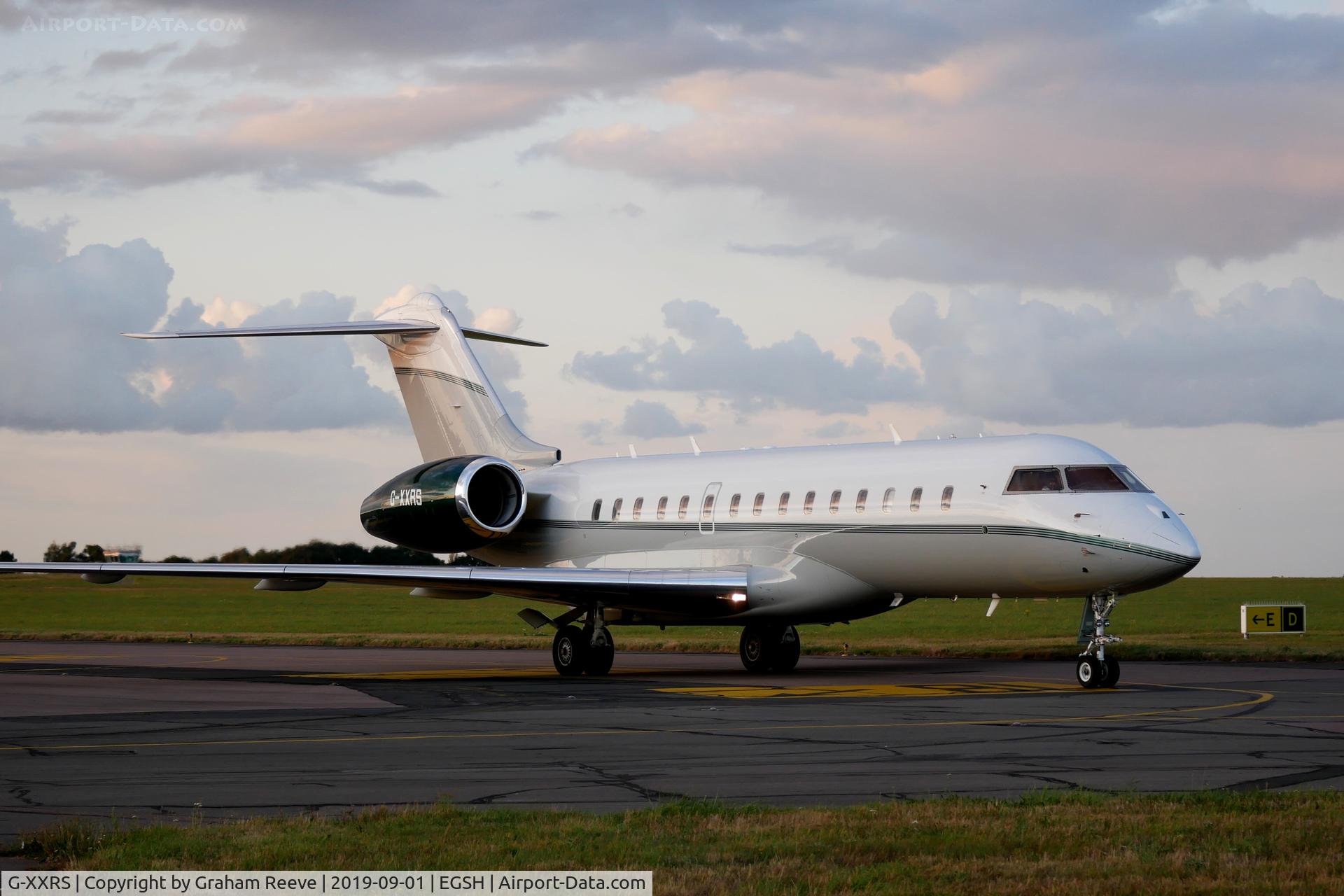 G-XXRS, 2004 Bombardier BD-700-1A10 Global Express C/N 9169, Just landed at Norwich.