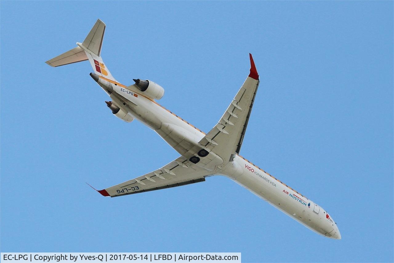 EC-LPG, 2011 Bombardier CRJ-1000ER NG (CL-600-2E25) C/N 19021, Bombardier CRJ-1000ER NG, Take off rwy 05, Bordeaux-Mérignac airport (LFBD-BOD)
