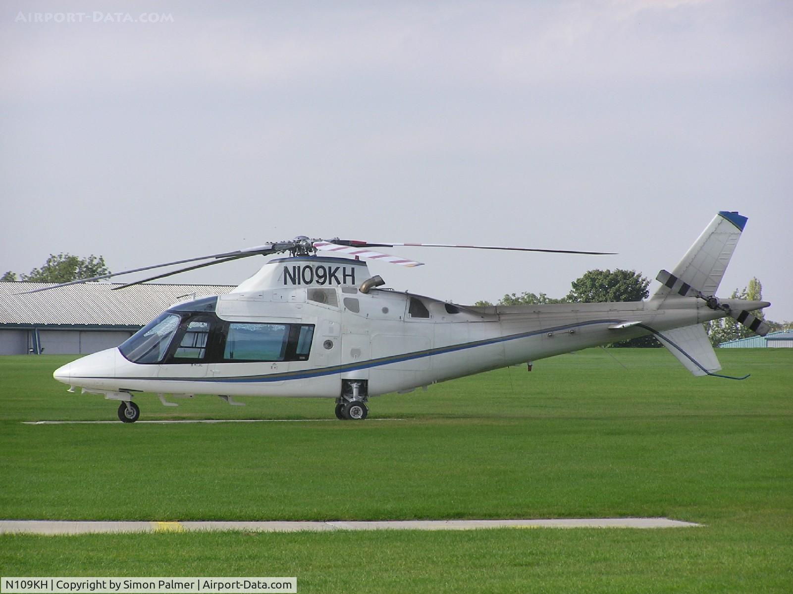 N109KH, 1990 Agusta A-109C C/N 7609, Agusta A109 at Sywell, Northamptonshire, UK