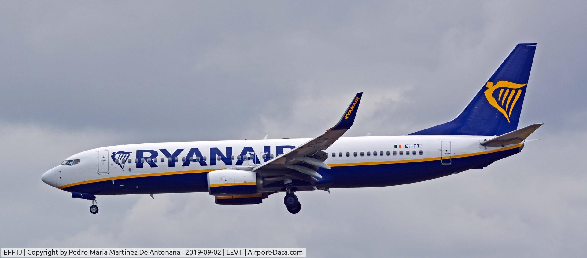 EI-FTJ, 2016 Boeing 737-8AS C/N 44760, Aeropuerto de Foronda - Vitoria-Gasteiz - Euskadi - España