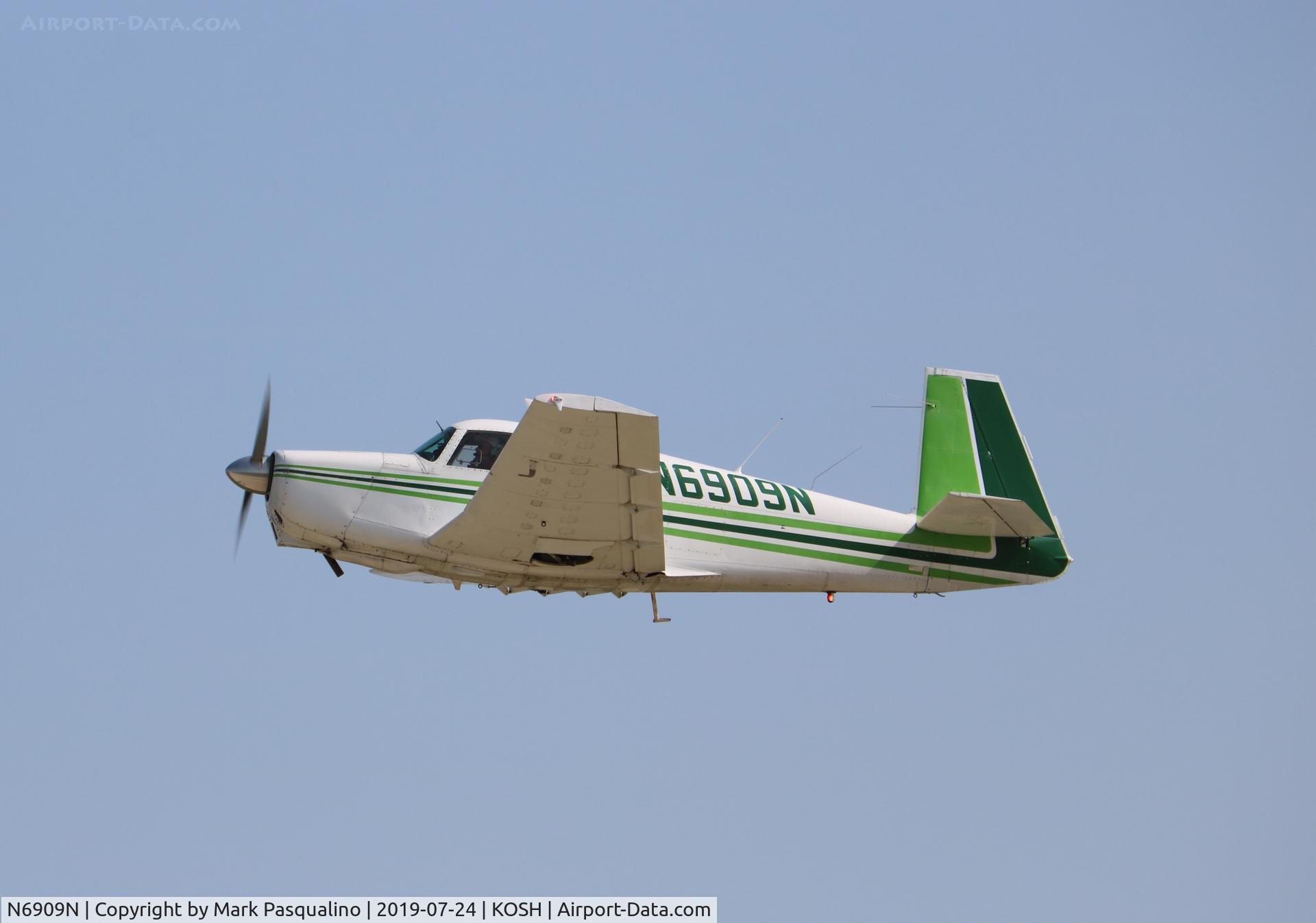 N6909N, 1968 Mooney M20C Ranger C/N 680174, Mooney M20C