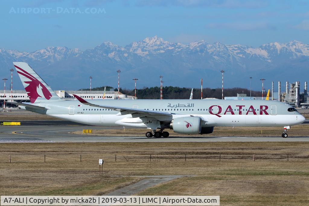 A7-ALI, 2016 Airbus A350-941 C/N 021, Taxiing