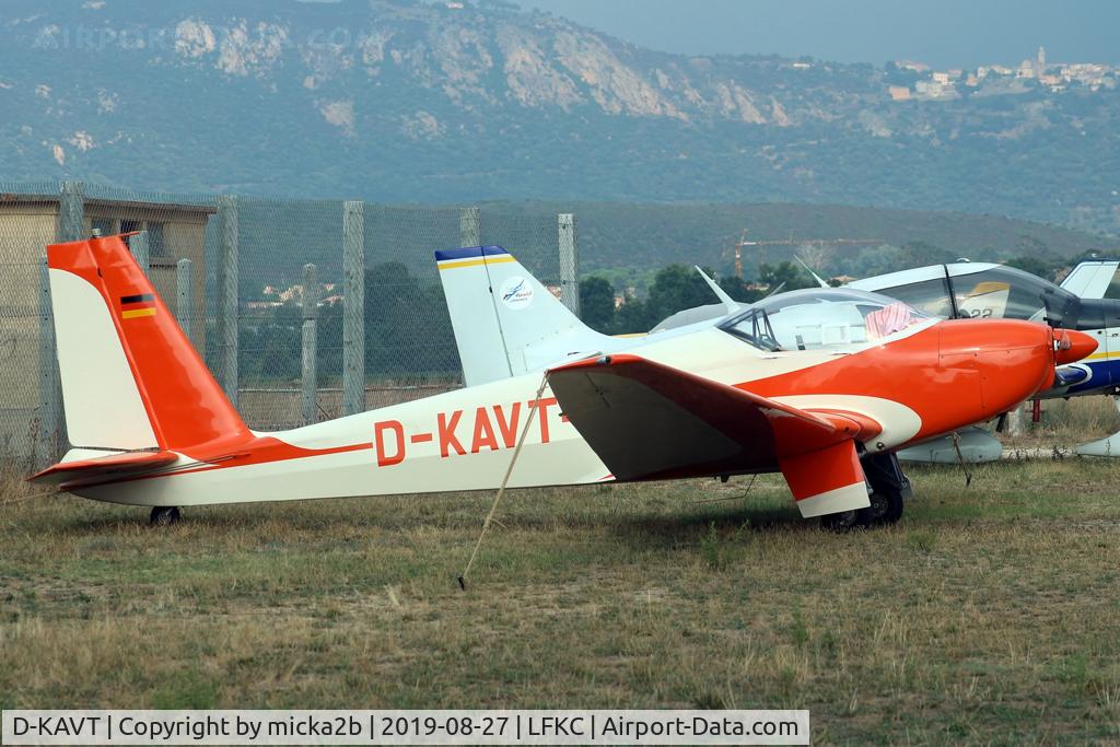 D-KAVT, Schleicher ASK-16 C/N 16011, Parked