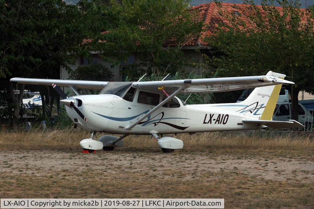 LX-AIO, Cessna 172S SP C/N 172S10722, Parked