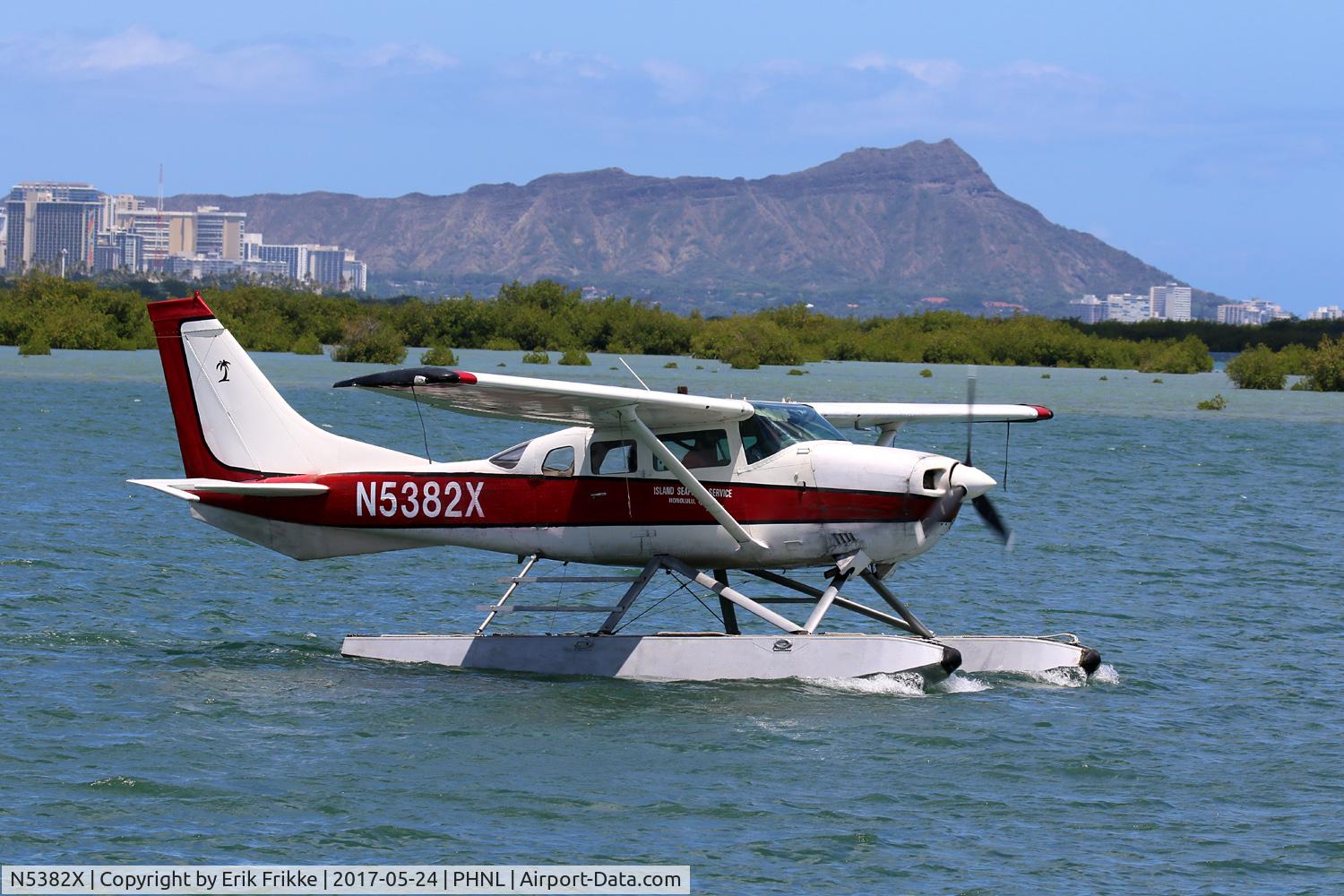 N5382X, 1980 Cessna U206G Stationair C/N U20605698, In the lagoon beside PHNL