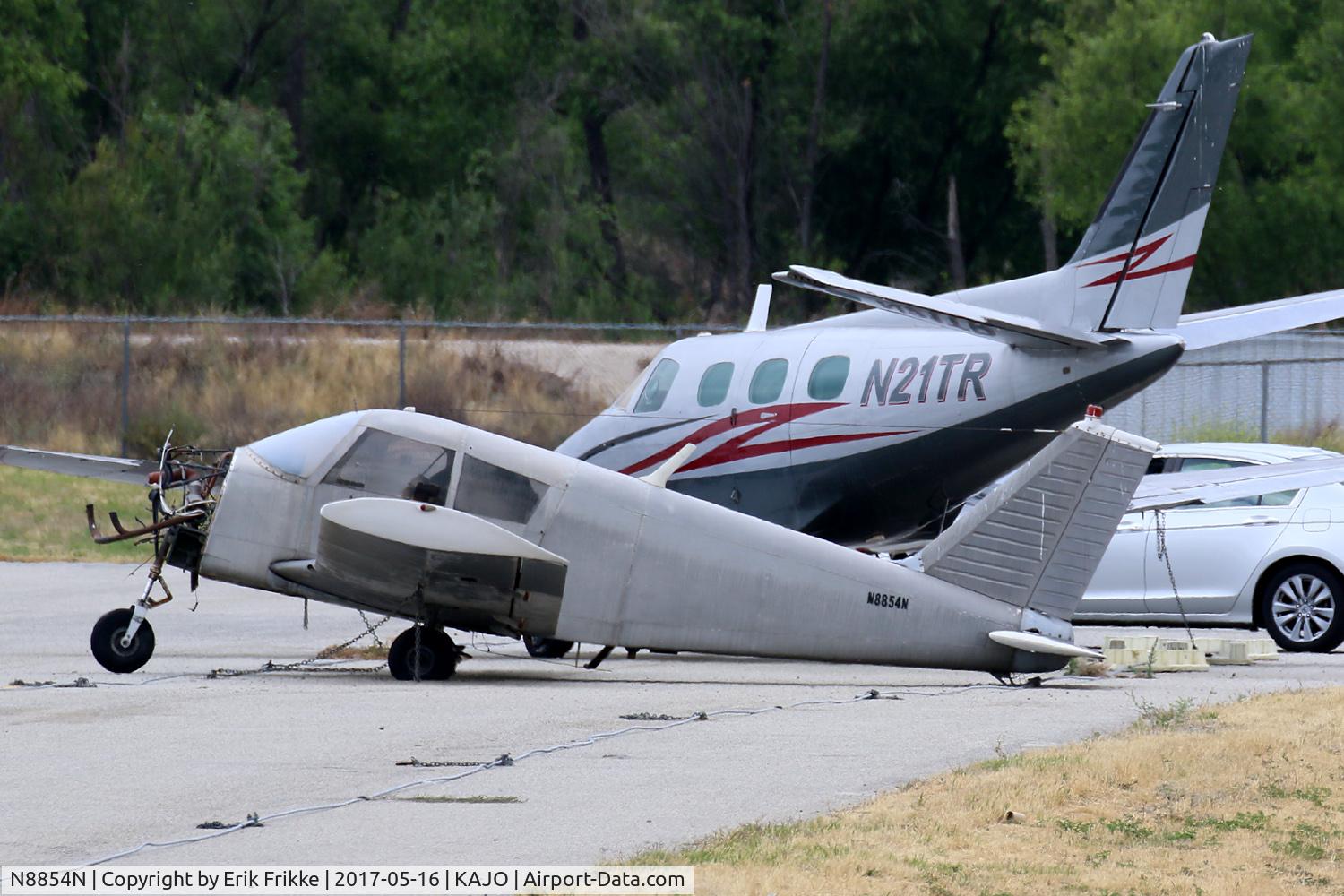 N8854N, 1969 Piper PA-28-140 C/N 28-25708, Seen at Corona