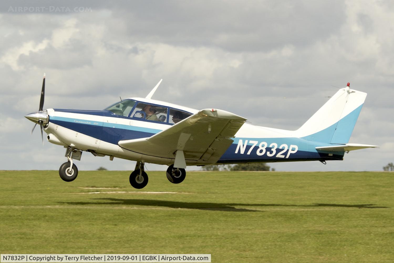 N7832P, 1962 Piper PA-24-250 Comanche C/N 24-3052, At Sywell