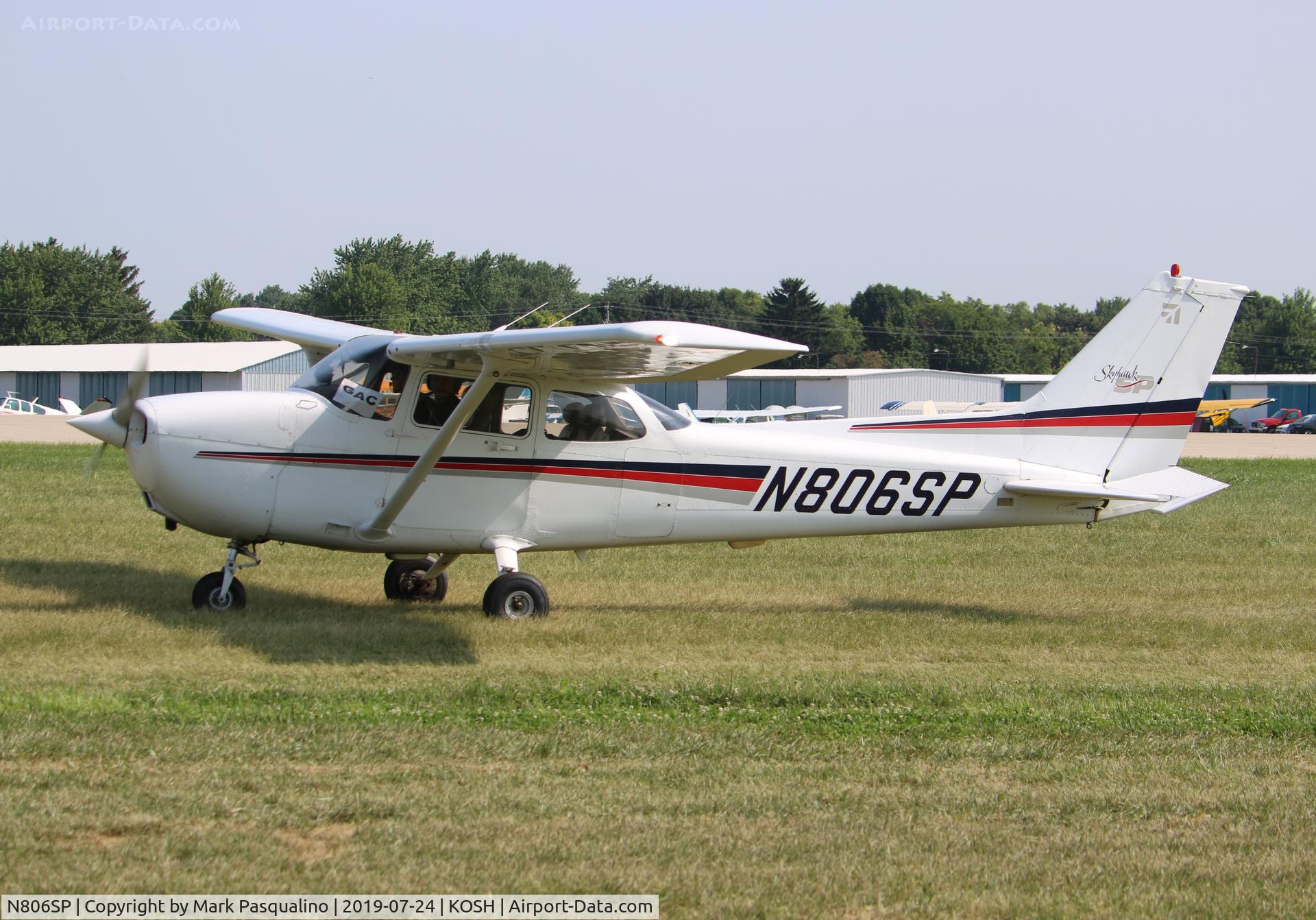 N806SP, 1999 Cessna 172S C/N 172S8110, Cessna 172S