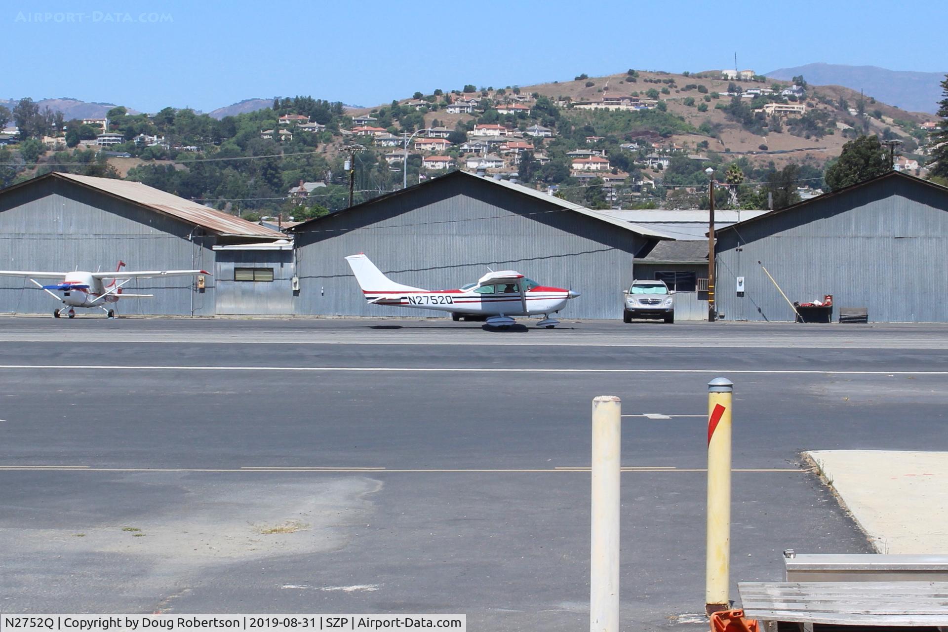 N2752Q, 1967 Cessna 182K Skylane C/N 18257952, 1967 Cessna 182K SKYLANE, Continental O-470-R 230 Hp, taxi to Rwy 22