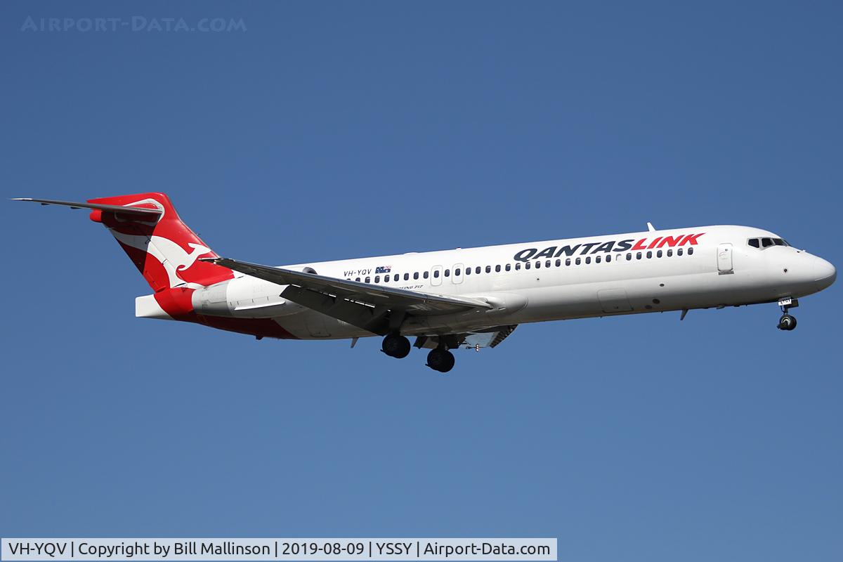 VH-YQV, 2006 Boeing 717-2BL C/N 55193, FINALS TO 2-5