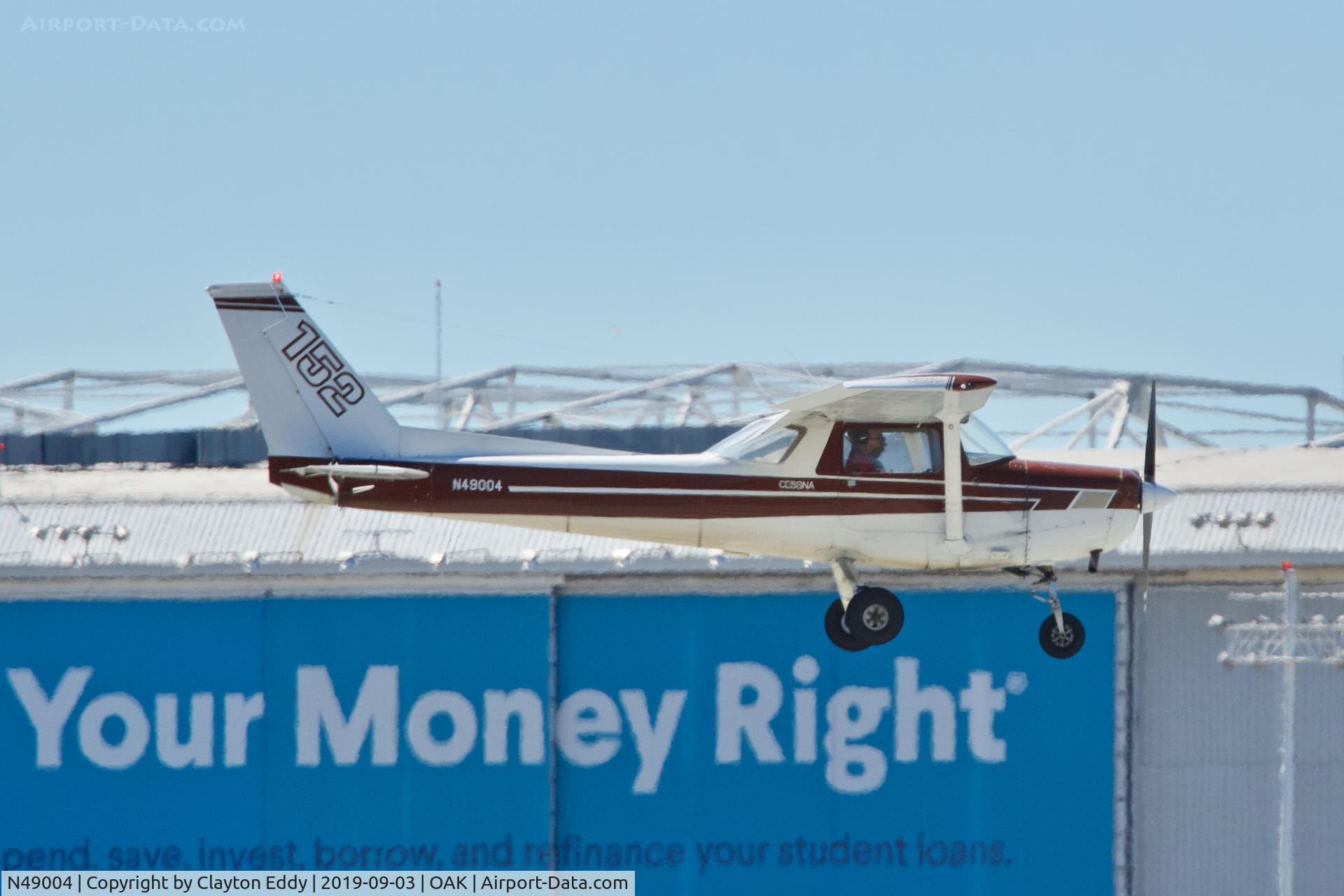 N49004, 1977 Cessna 152 C/N 15281094, Oakland Airport California 2019.