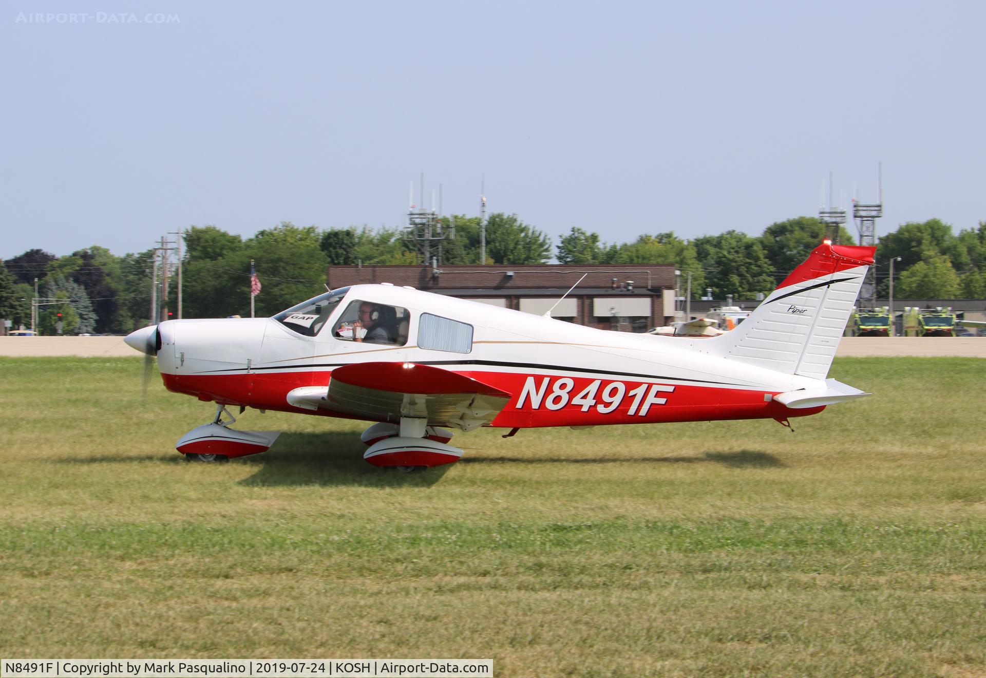 N8491F, 1976 Piper PA-28-140 C/N 28-7725117, Piper PA-28-140