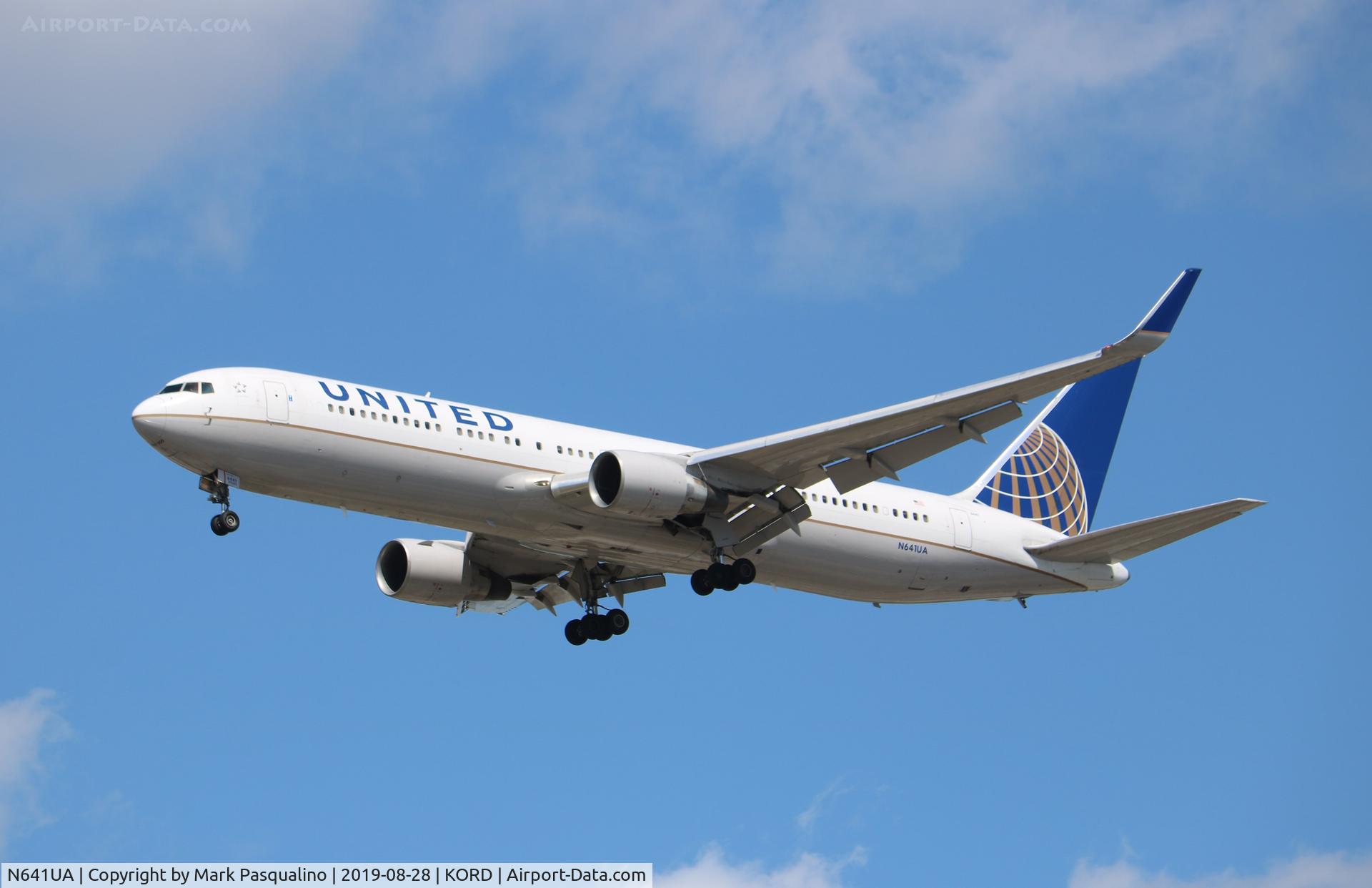 N641UA, 1991 Boeing 767-322/ER C/N 25091, Boeing 767-322/ER