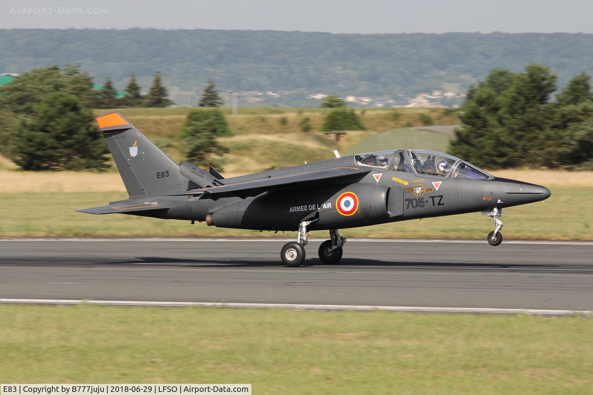 E83, Dassault-Dornier Alpha Jet E C/N E83, at Nancy Airshow
new code 705-TZ