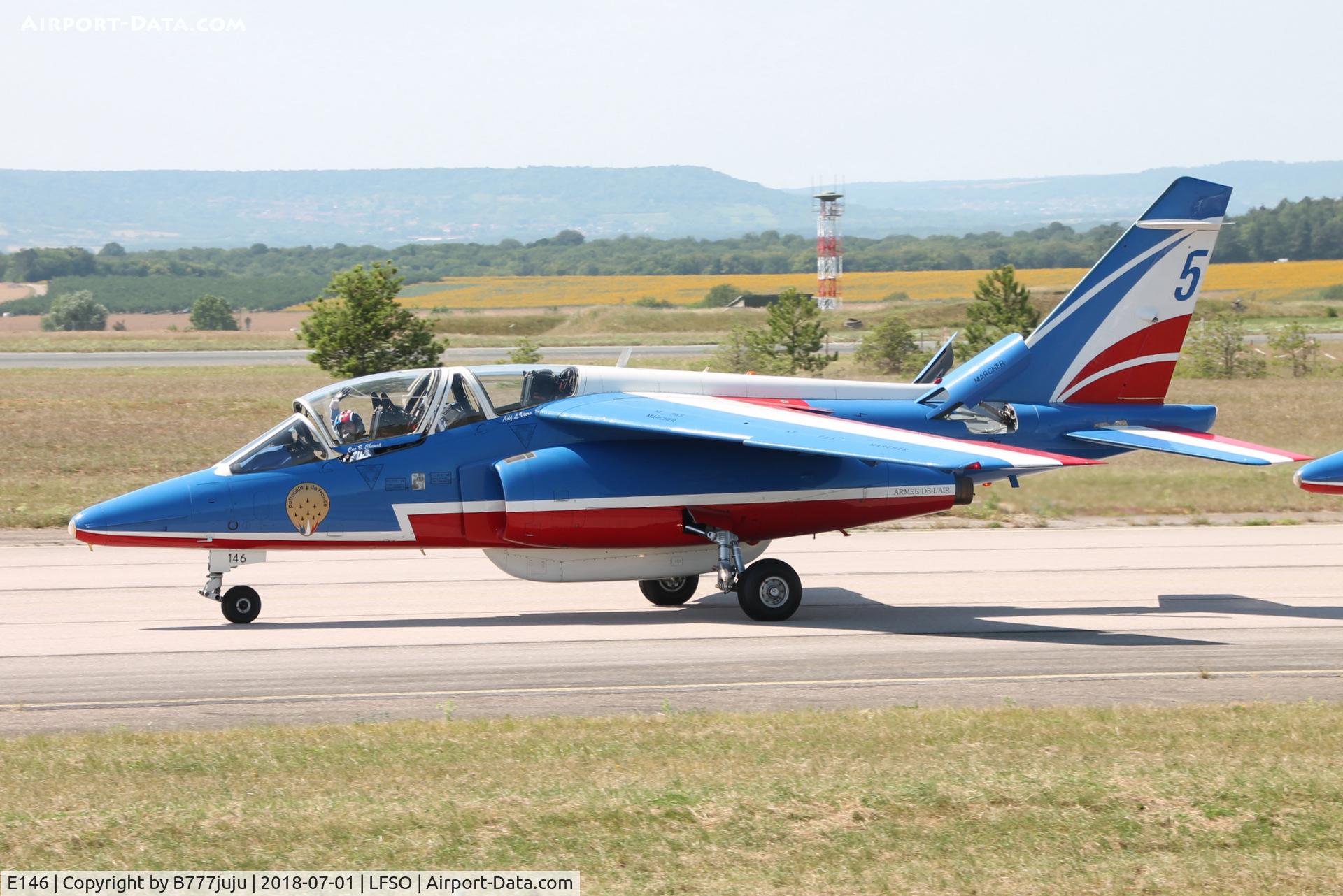 E146, Dassault-Dornier Alpha Jet E C/N E146, at Nancy Airshow