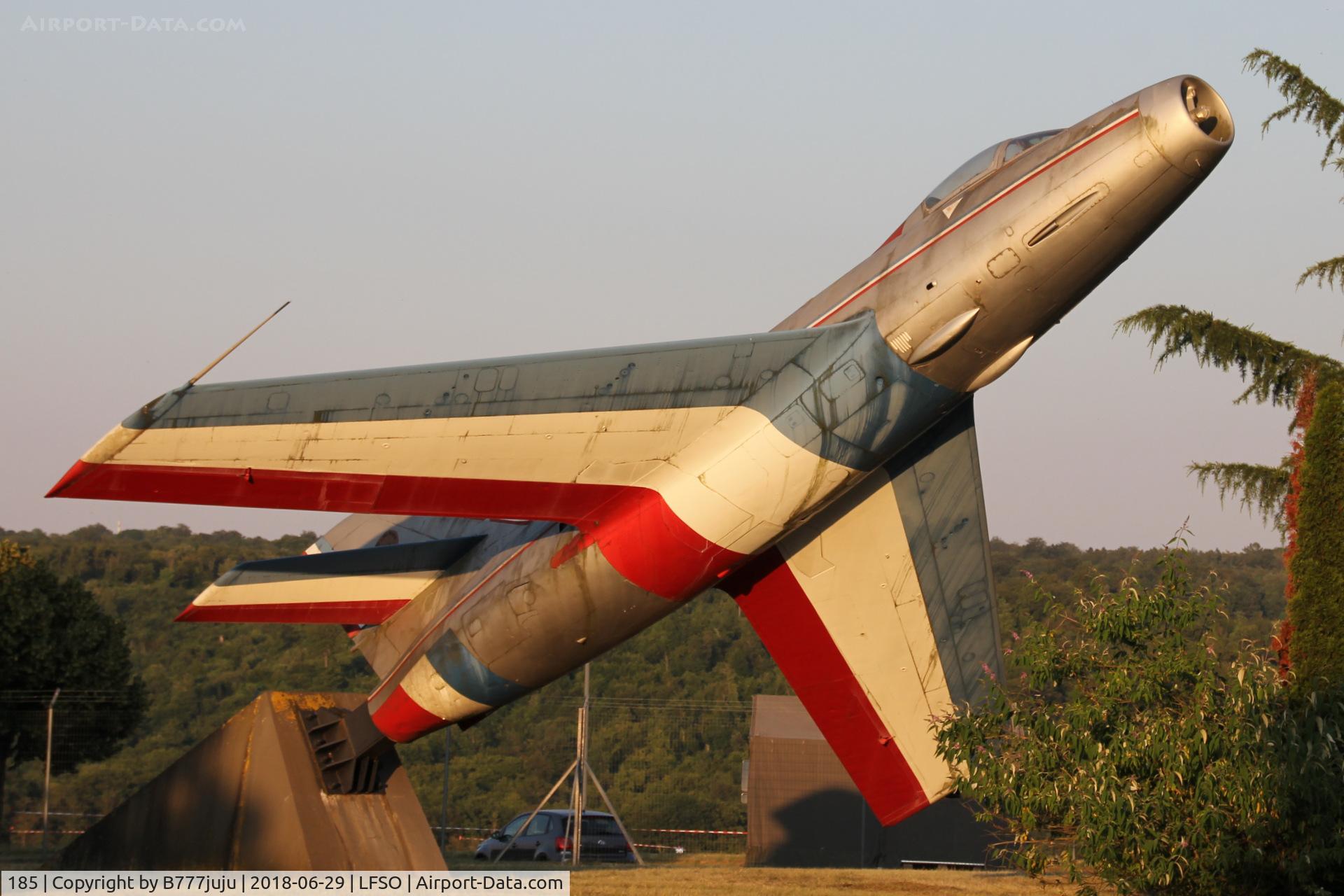 185, Dassault Mystere IVA C/N 185, at Nancy Airshow