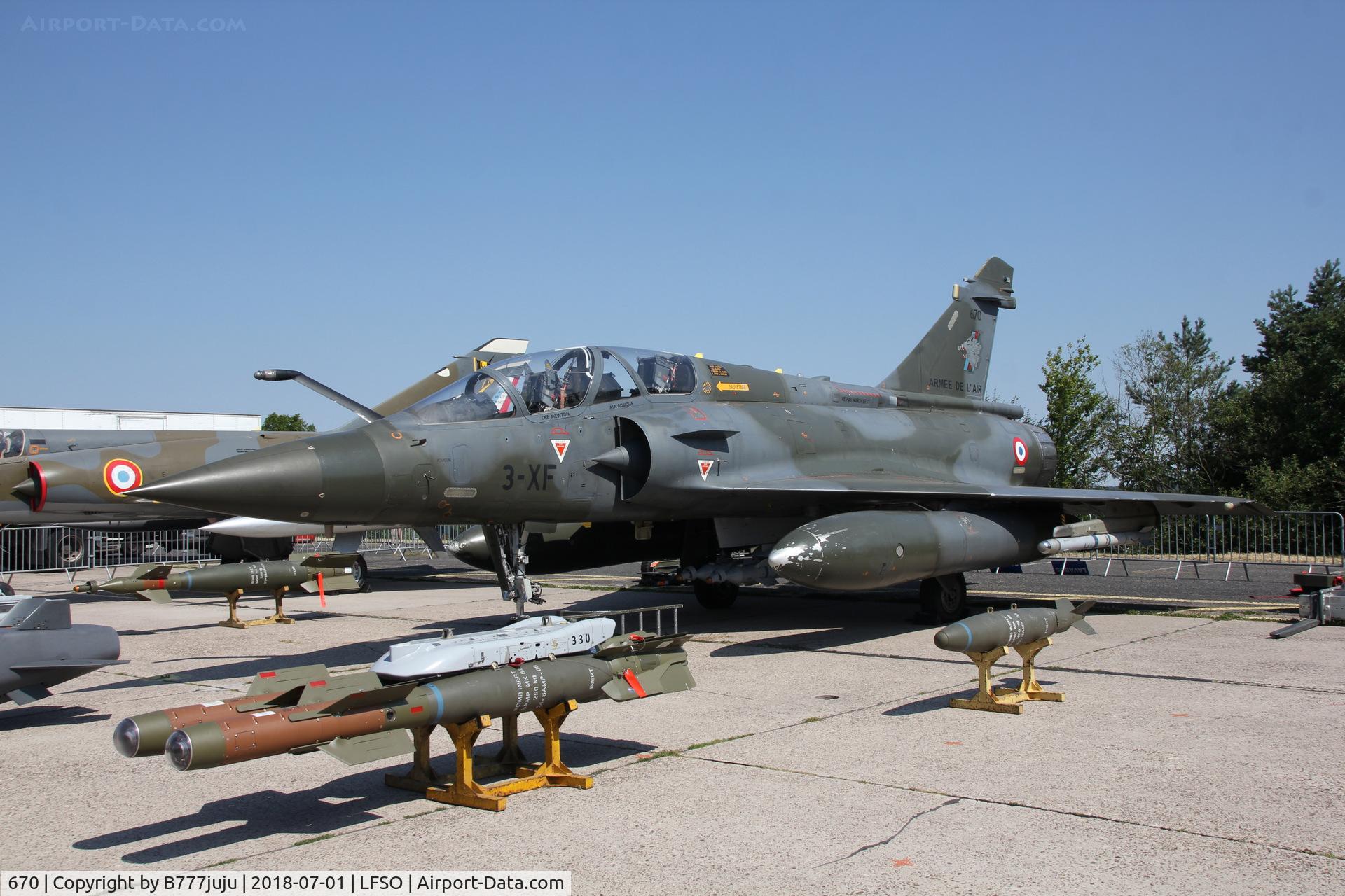 670, Dassault Mirage 2000D C/N 544, at Nancy Airshow
new code 3-XF