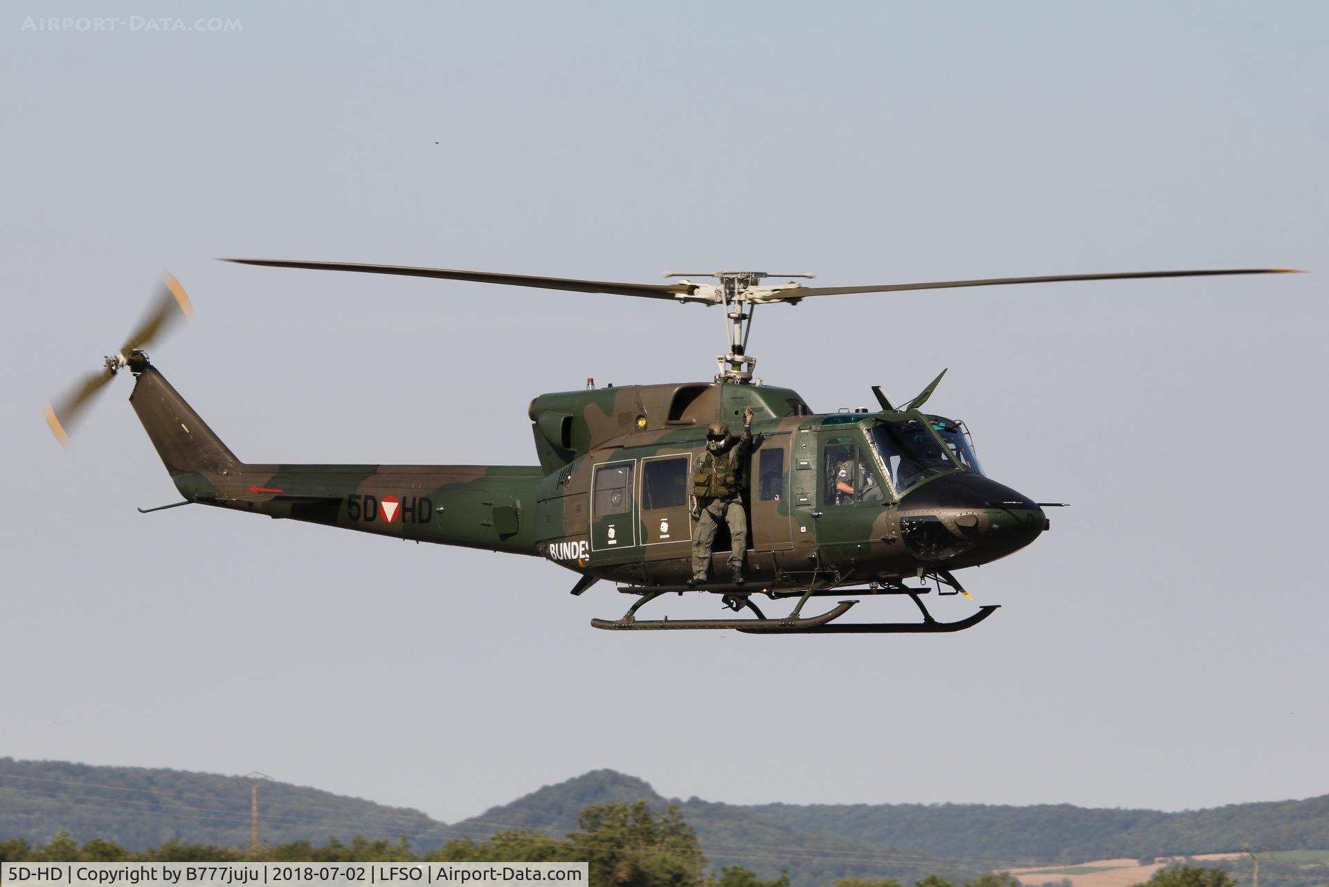 5D-HD, Agusta AB-212 C/N 5600, at Nancy Airshow