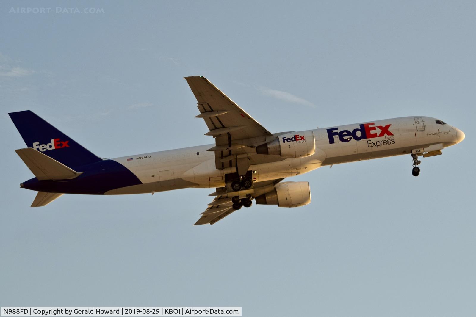 N988FD, 1993 Boeing 757-222(SF) C/N 26705, Departing BOI.