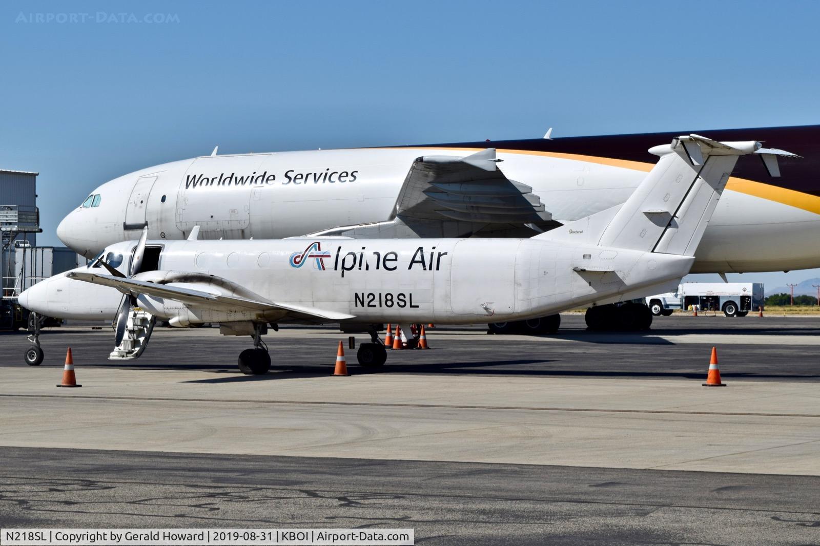 N218SL, 1990 Beech 1900C-1 C/N UC-113, Parked on the UPS ramp picking up cargo.