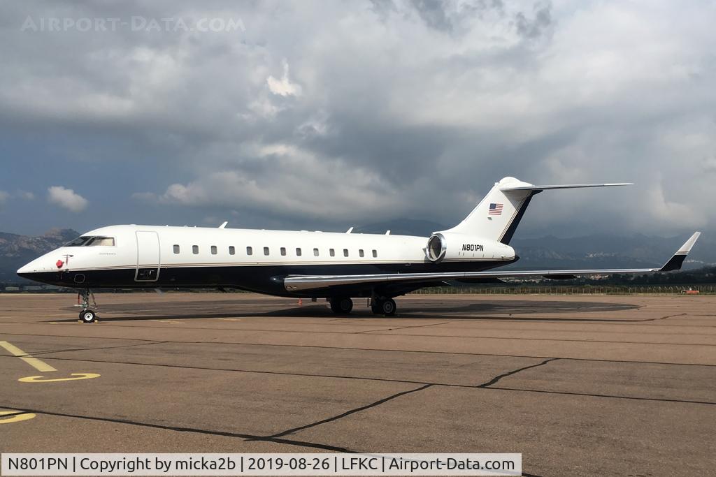 N801PN, 2000 Bombardier BD-700-1A10 Global Express C/N 9062, Parked