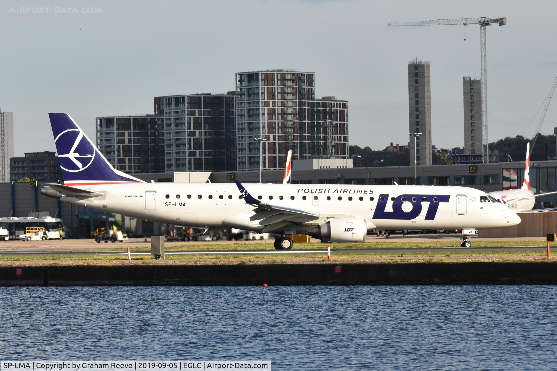 SP-LMA, 2018 Embraer ERJ-190 (ERJ-190-100 STD) C/N 19000761, Just landed at London City Airport.