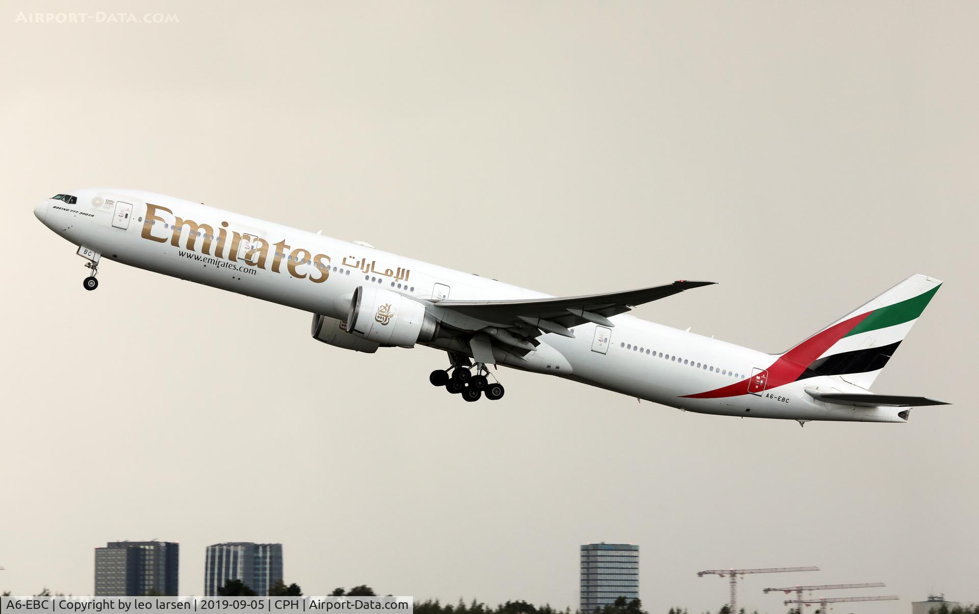 A6-EBC, 2005 Boeing 777-36N/ER C/N 32790, Copenhagen 5.9.2019