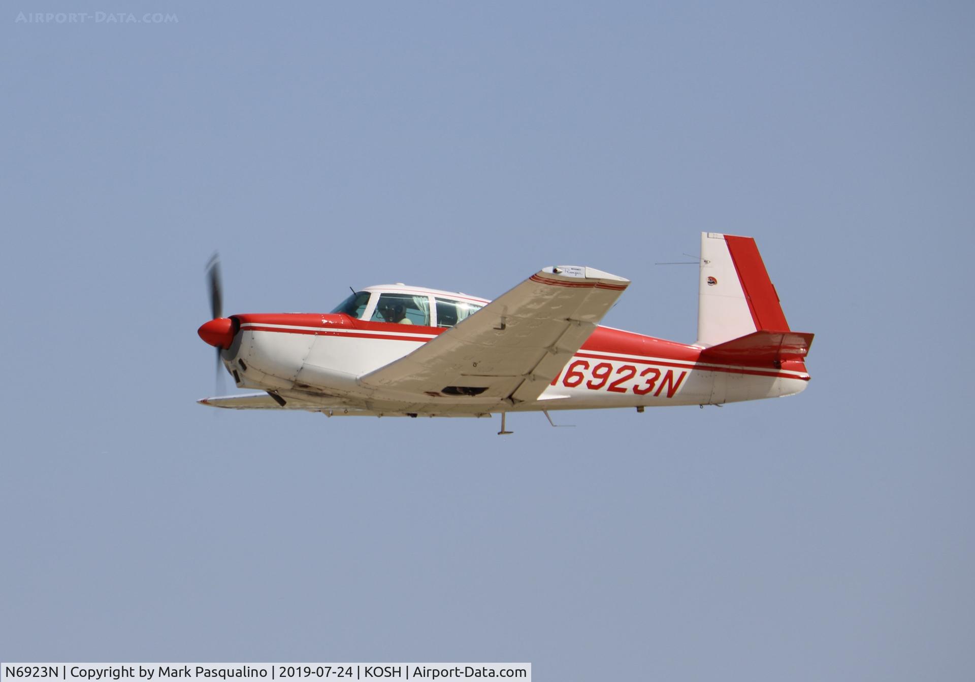 N6923N, 1968 Mooney M20C Ranger C/N 680181, Mooney M20C