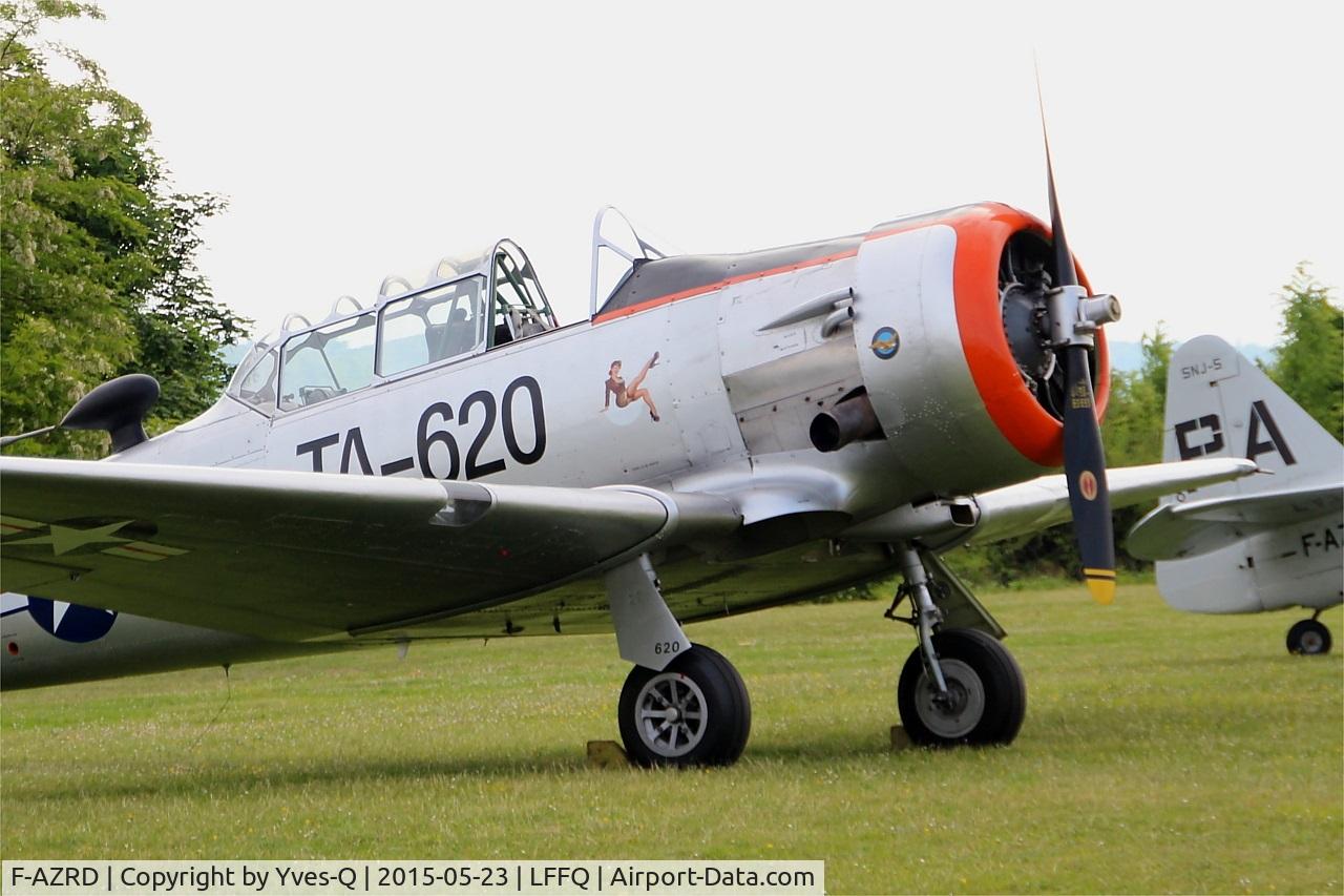 F-AZRD, 1943 North American AT-6D Harvard III C/N 88-14510 (42-44467), North American AT-6D Harvard III, Static display, La Ferté-Alais airfield (LFFQ) Airshow 2015