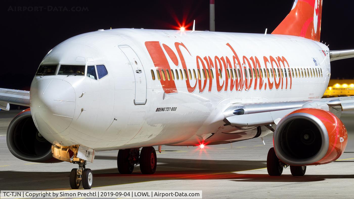 TC-TJN, 2000 Boeing 737-85P C/N 28535, TC-TJN @ Linz Airport