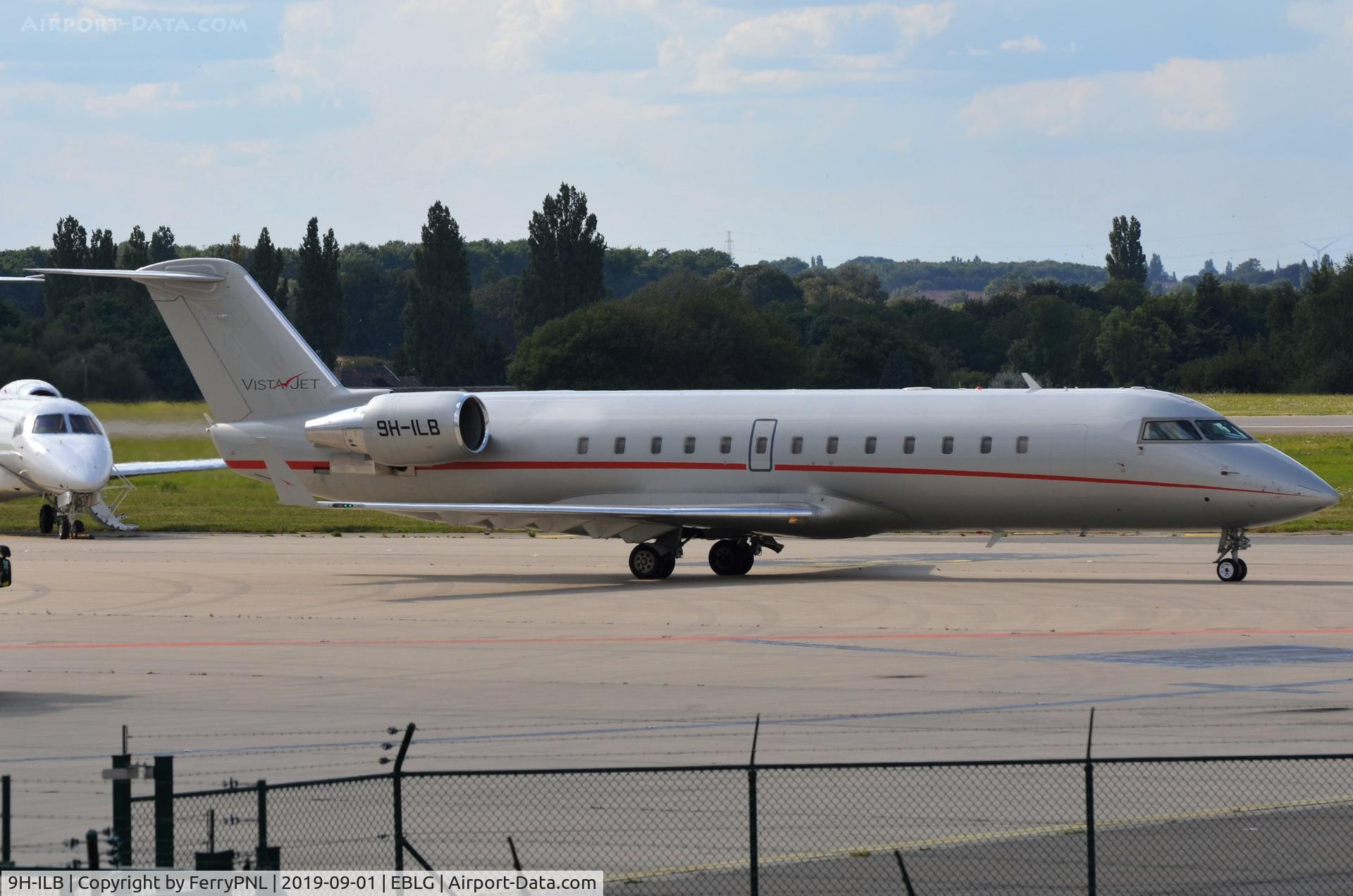 9H-ILB, 2010 Bombardier Challenger 850 (CL-600-2B19) C/N 8107, Vistajet CL850 picking up pax in LGG
