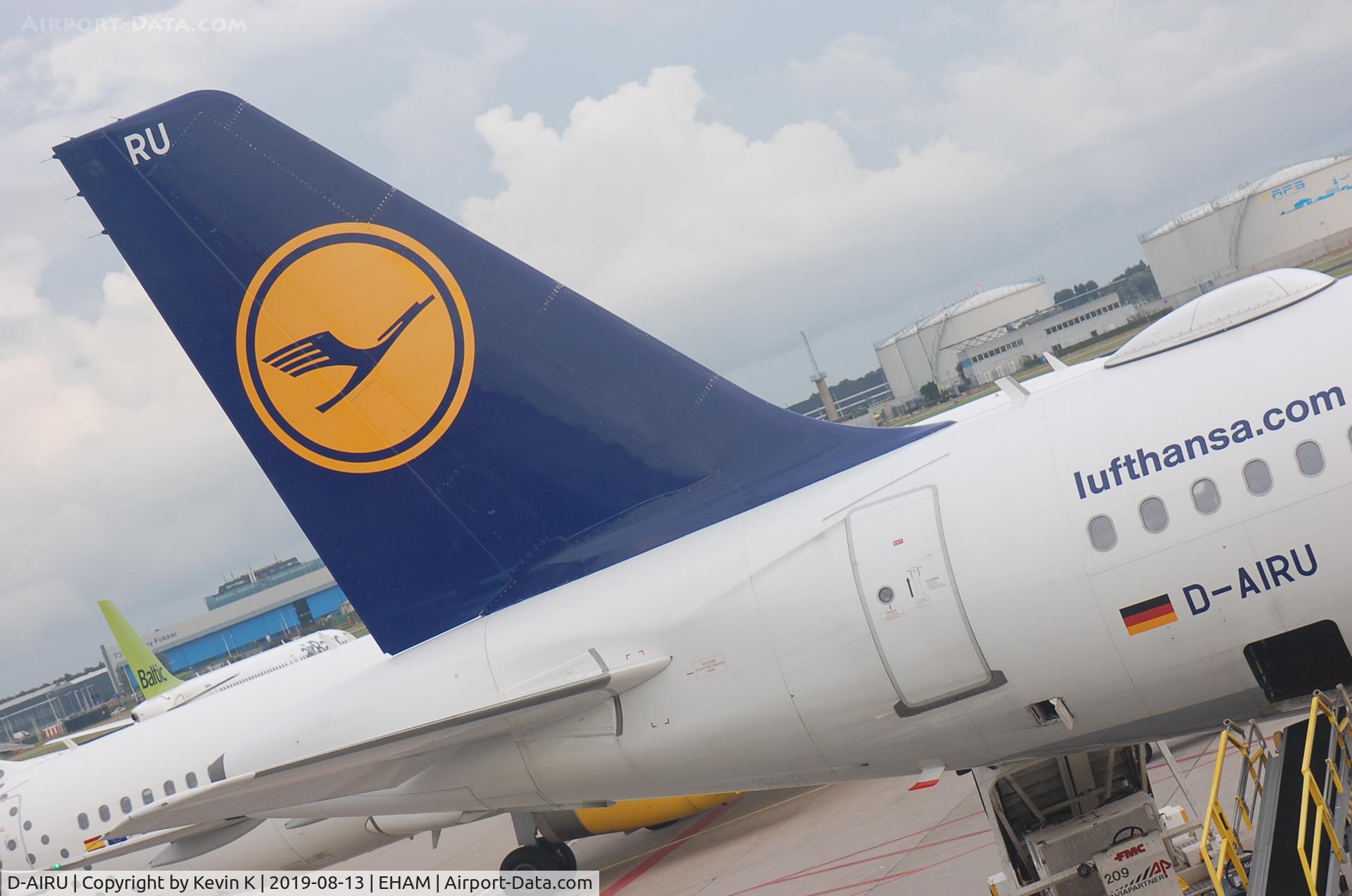 D-AIRU, 1997 Airbus A321-131 C/N 692, -----