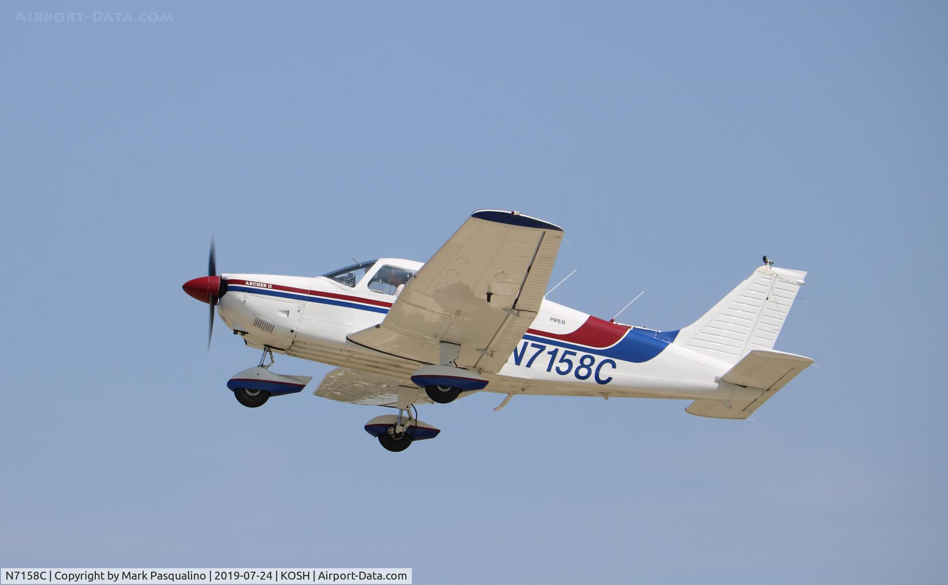 N7158C, 1975 Piper PA-28-181 C/N 28-7690057, Piper PA-28-181