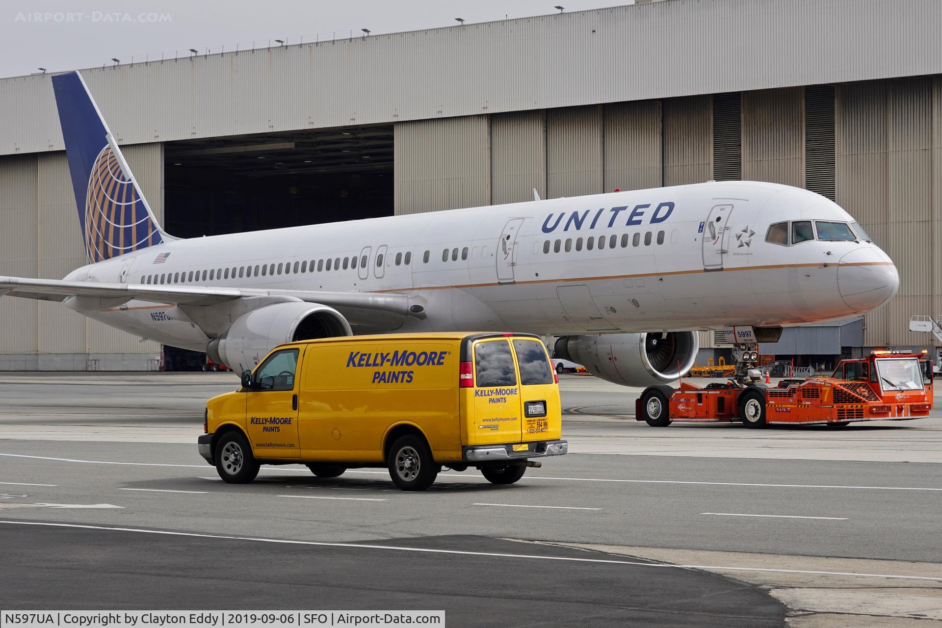 N597UA, 1998 Boeing 757-222 C/N 28750, SFO 2019.