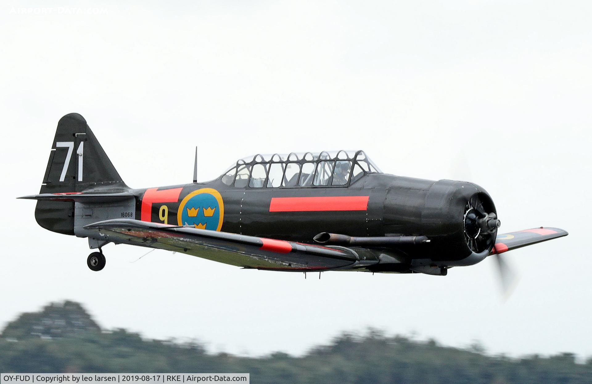 OY-FUD, 1942 Noorduyn AT-16 Harvard IIB C/N 14-486, Roskilde Air Show 17.8.2019