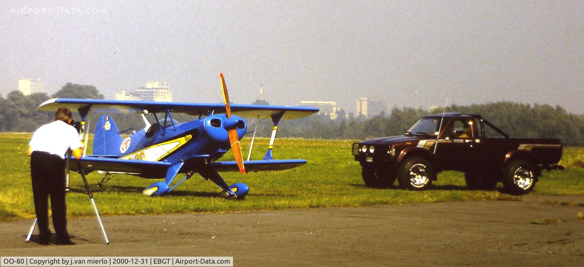 OO-80, EAA Acrosport C/N 864, Modelling