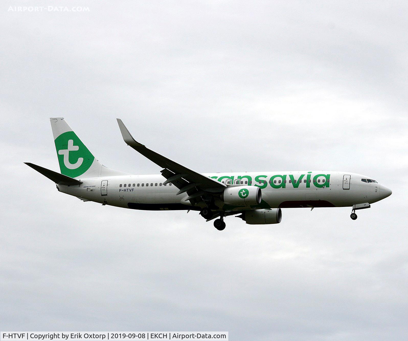 F-HTVF, 2017 Boeing 737-8K2 C/N 62160, F-HTVF landing rw 04L