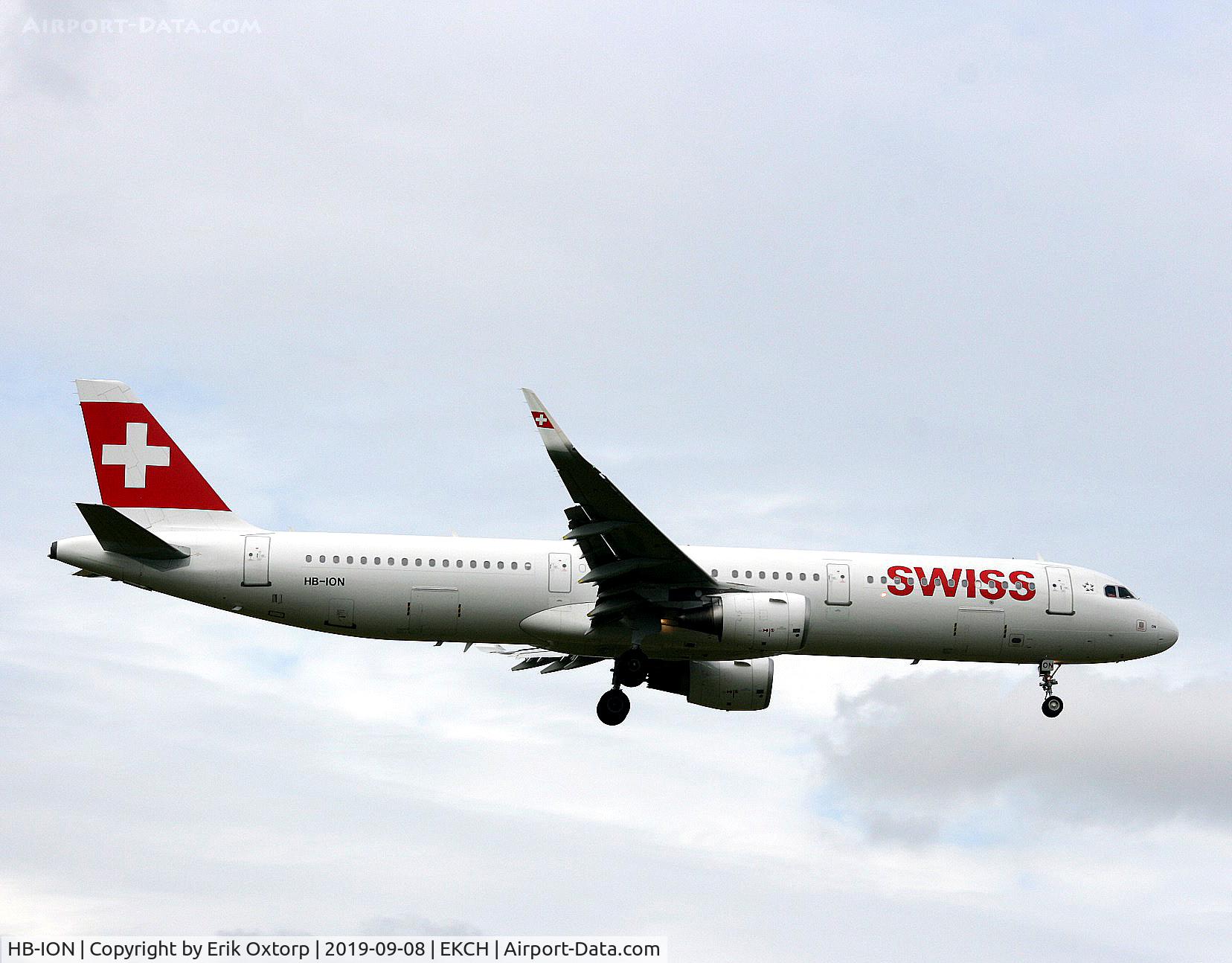 HB-ION, 2013 Airbus A321-212 C/N 5567, HB-ION landing rw 04L