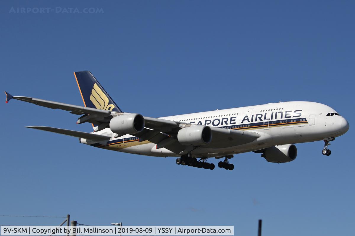 9V-SKM, 2010 Airbus A380-841 C/N 065, finals to 2-5