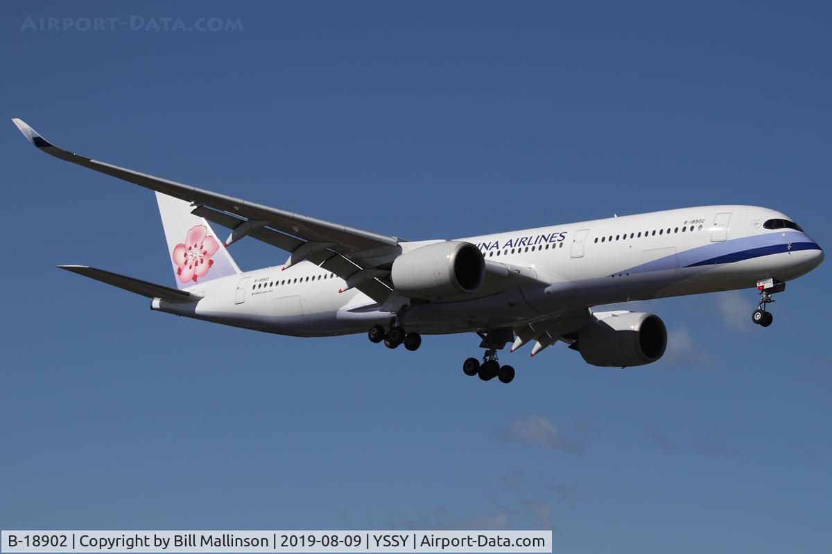 B-18902, 2016 Airbus A350-941 C/N 057, finals to 2-5